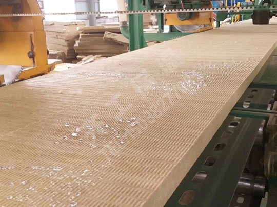 如何選擇優(yōu)質的巖棉板廠家合作? 如何選擇優(yōu)質的巖棉板廠家合作?