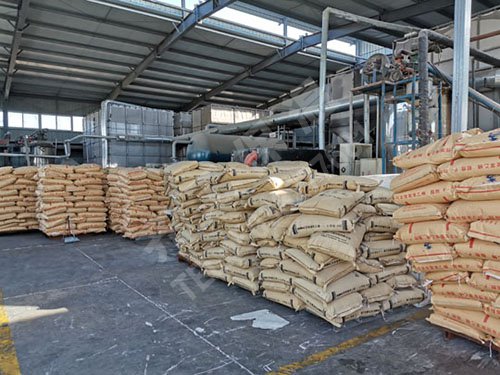 擠塑板通過鋪設隔熱材料