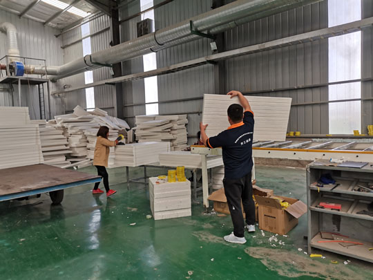 泡沫板在剪力墻線盒預埋中的應用